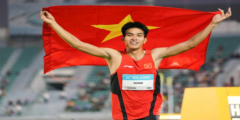Góc Nhìn Từ New88 Của Điền Kinh Việt Nam Tại SEA Games 33 5 Hồ Trọng Mạnh Hùng giành HCV nội dung nhảy ba bước nam